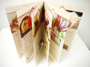 中華料理メニューのデザイン作成　ページ構成
